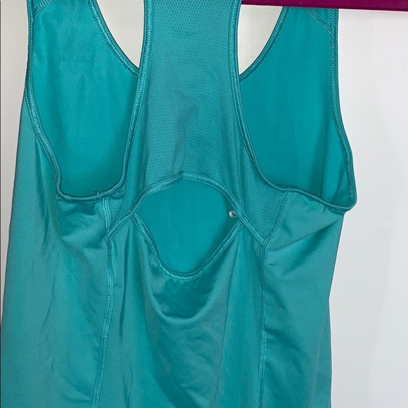 ADIDAS tech fit tank - Picture 3 of 5